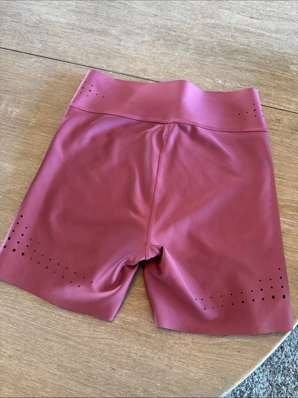 ALO Yoga High-Waist Airlift Laser Cut Set in Mars Clay Size Small - Picture 4 of 4